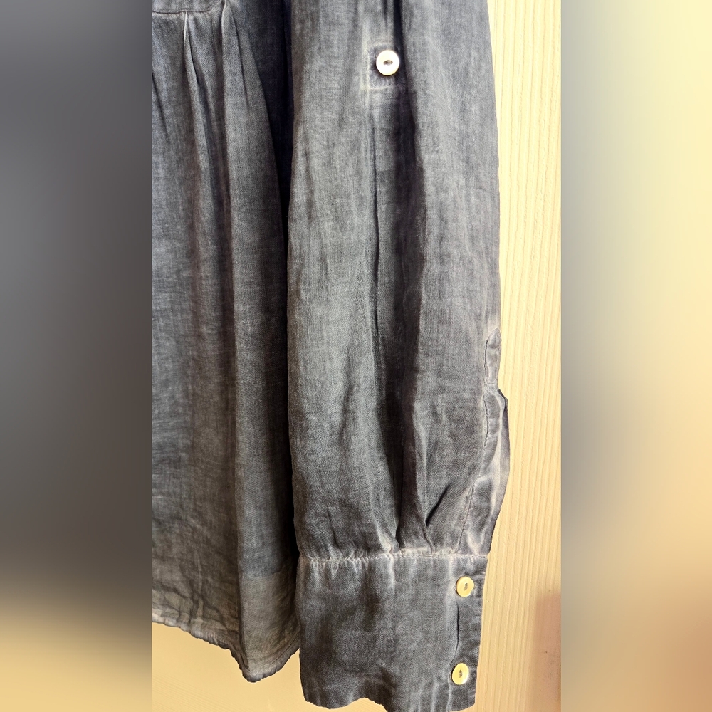 Casual Studio Blue Acid Wash Flowy Button Up Long Sleeve Blouse Size Extra Large - Picture 4 of 14